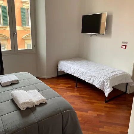 Whouse Indipendenza *