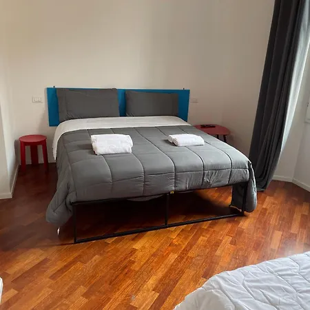 Whouse Indipendenza 아파트