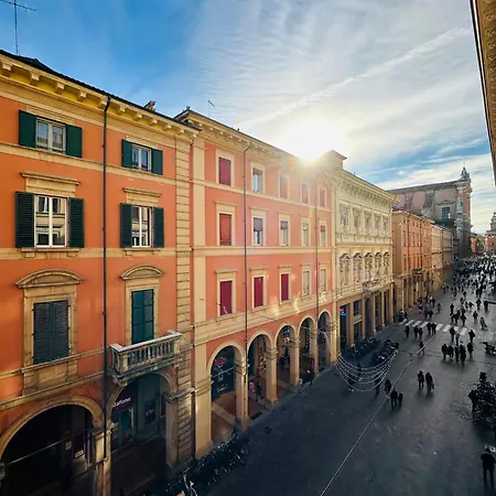 Whouse Indipendenza Bologna